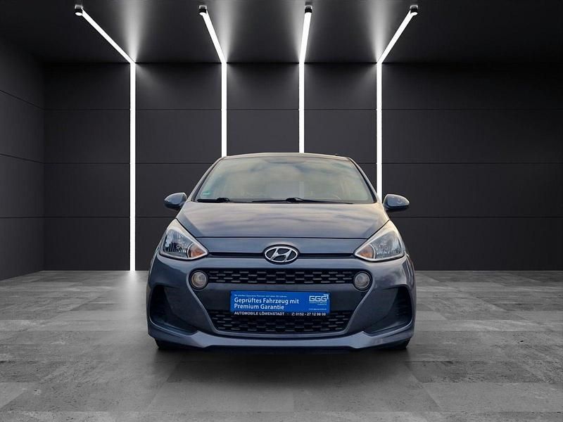 Gebraucht Hyundai i10 YES! 87 PS (63 kW) 2019 Grau Kleinwagen
