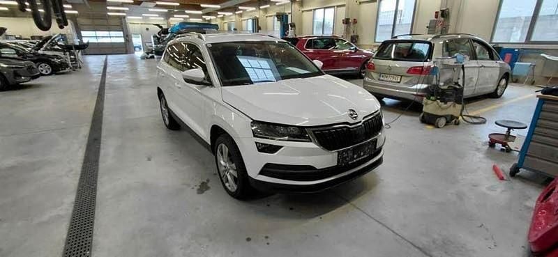 Weiß Gebraucht 2019 Skoda Karoq Style SUV | 9.900 € (Superpreis) - Bild 1/4