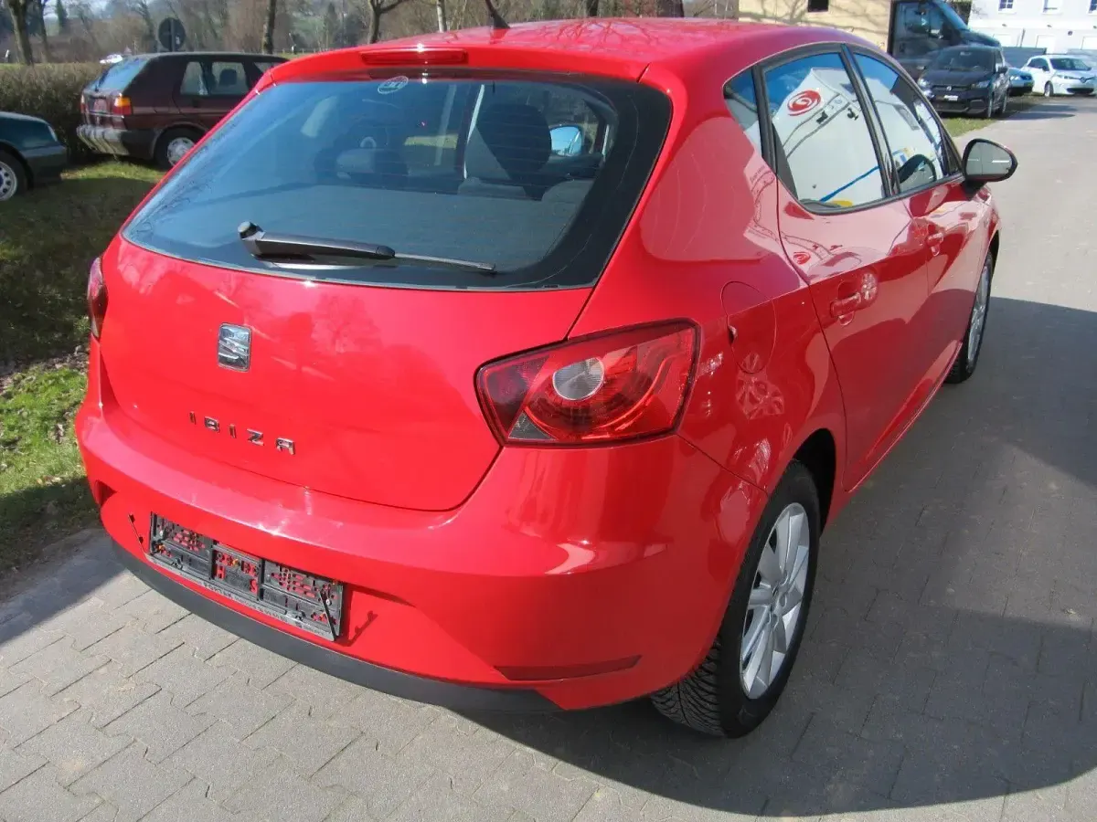 Gebraucht Seat Ibiza Style 86 PS (63 kW) 2015 Rot Limousine