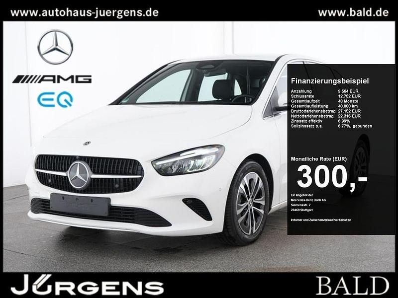 Weiss polarweiss Gebraucht 2024 Mercedes B180 Progressive Van / Kleinbus | 31.790 € (Fairer Preis) - Bild 1/4