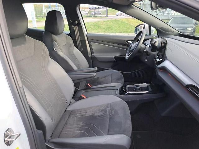 Gebraucht VW ID.4 Pro Performance 150 kW (204 PS) 2023 Gletscherweiß metallic (metallic) SUV