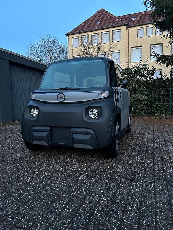 Second-hand Opel Rocks-e Rocks 2024 Gri Hatchback