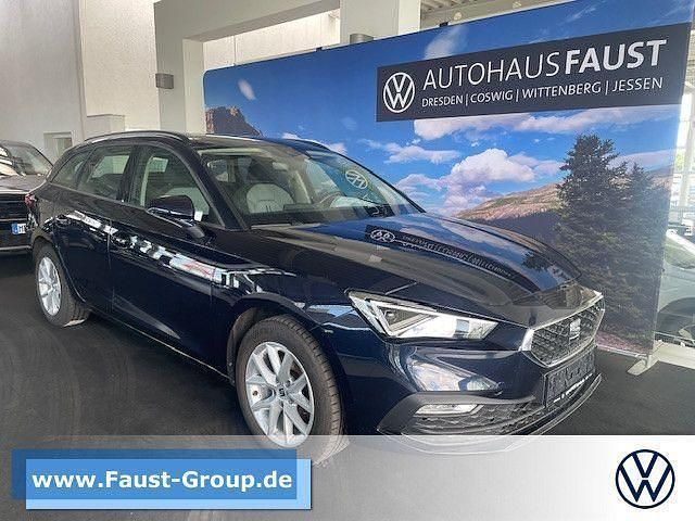 Blau metallic Gebraucht 2022 Seat Leon Style Kombi | 19.700 € (Guter Preis) - Bild 1/4