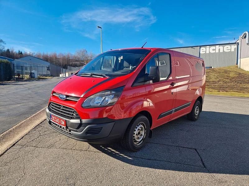 Gebraucht Ford Transit Custom 101 PS (74 kW) 2013 Rot Van / Kleinbus