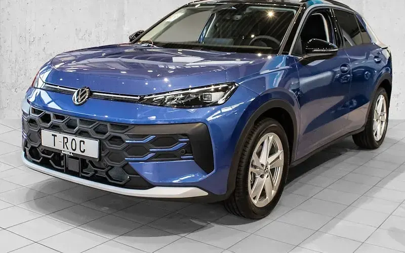 Neu VW T-Roc Life 150 PS (110 kW) 2026 Schwarz SUV