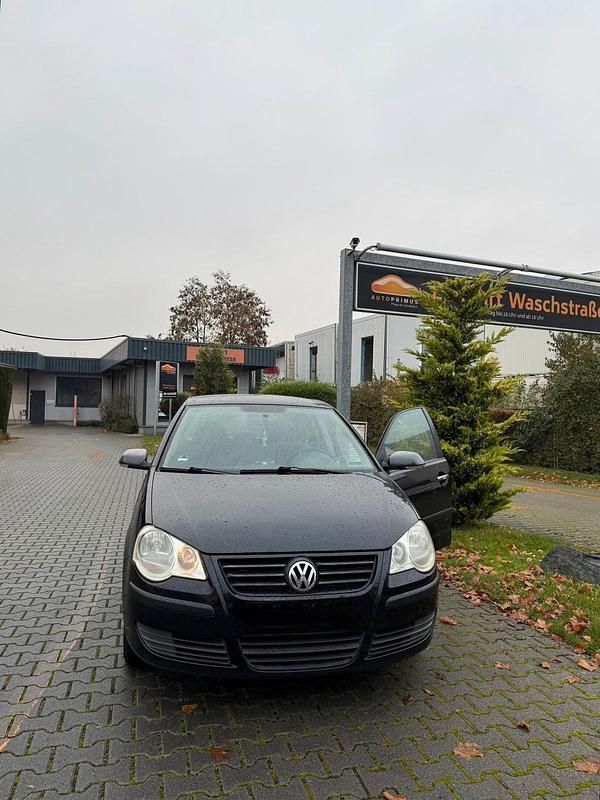 Schwarz Gebraucht 2005 VW Polo Family Kleinwagen | 1.300 € - Bild 1/4