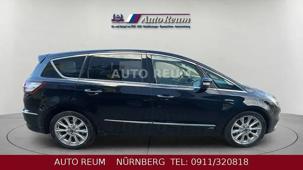 Gebraucht Ford S-MAX Vignale 179 PS (131 kW) 2017 Schwarz Van / Kleinbus