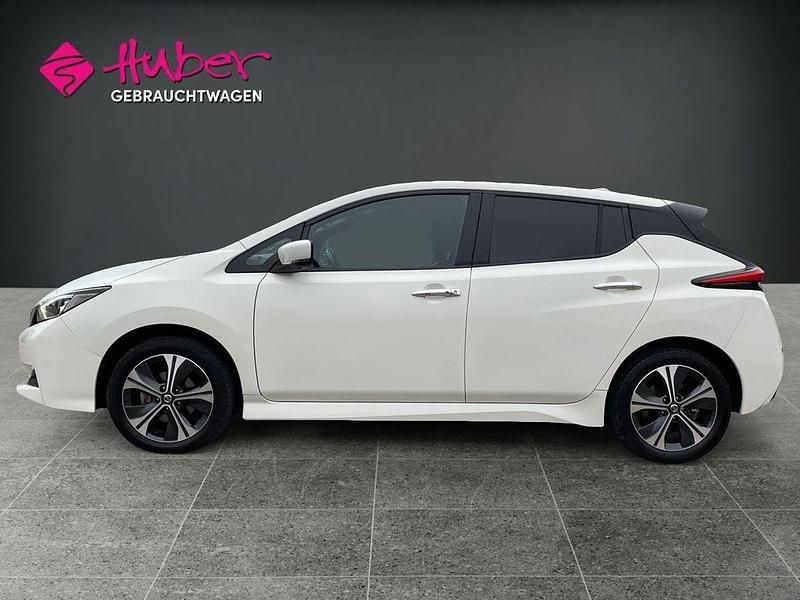 Gebraucht Nissan Leaf Tekna 160 kW (218 PS) 2021 Weiß Kleinwagen