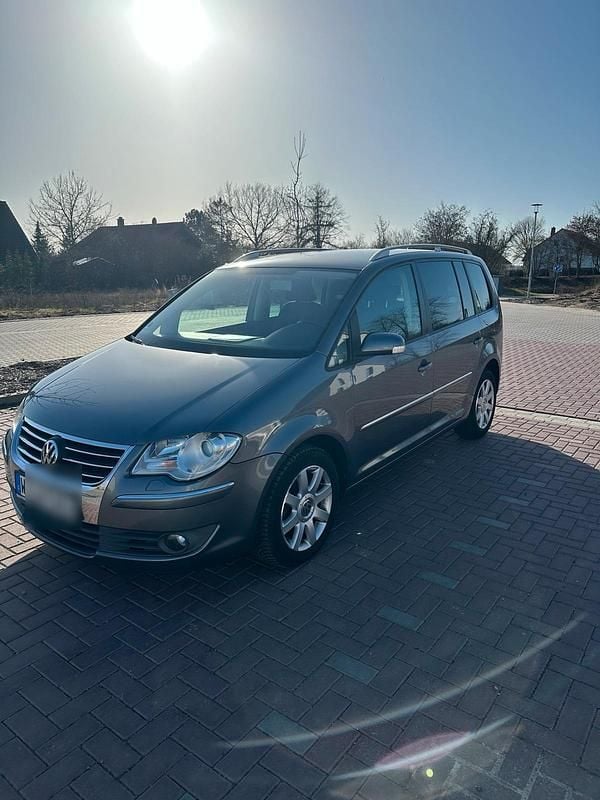 Gebraucht VW Touran Highline 140 PS (102 kW) 2007 Silber Van / Kleinbus