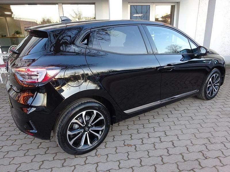 Gebraucht Renault Clio V Techno 91 PS (66 kW) 2025 Schwarz Limousine