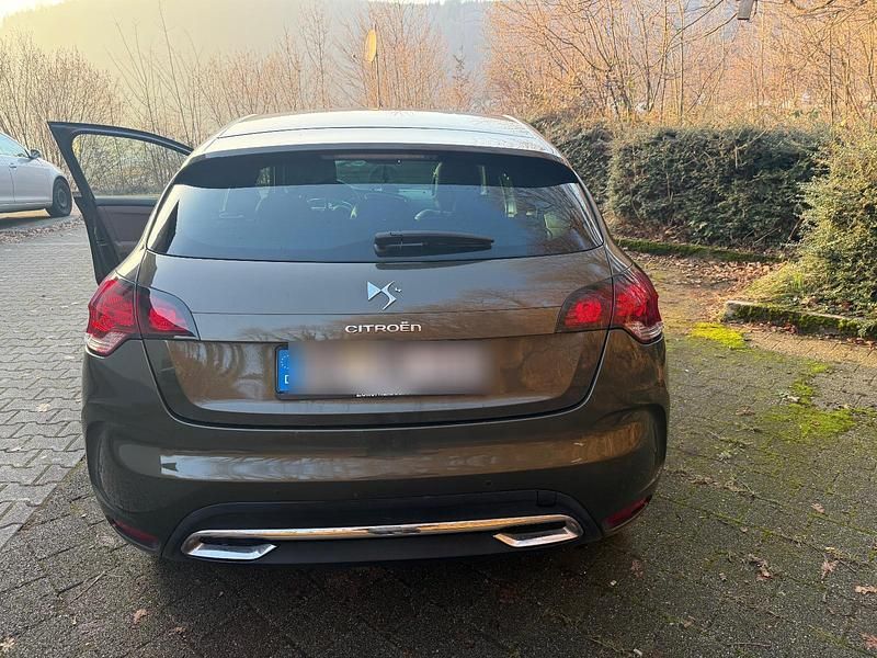 Gebraucht Citroën DS4 200 PS (147 kW) 2011 Braun Kleinwagen