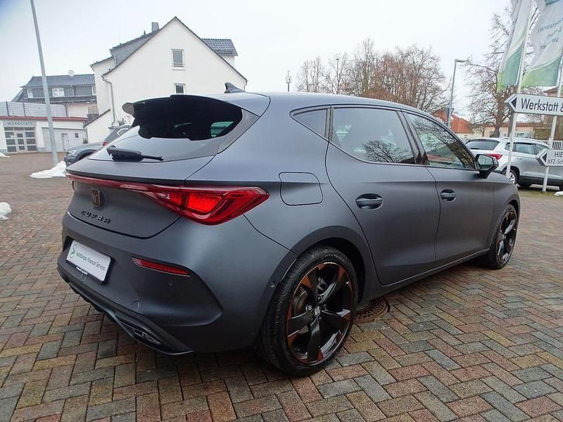 Gebraucht Cupra Leon 150 PS (110 kW) 2023 Grau Limousine