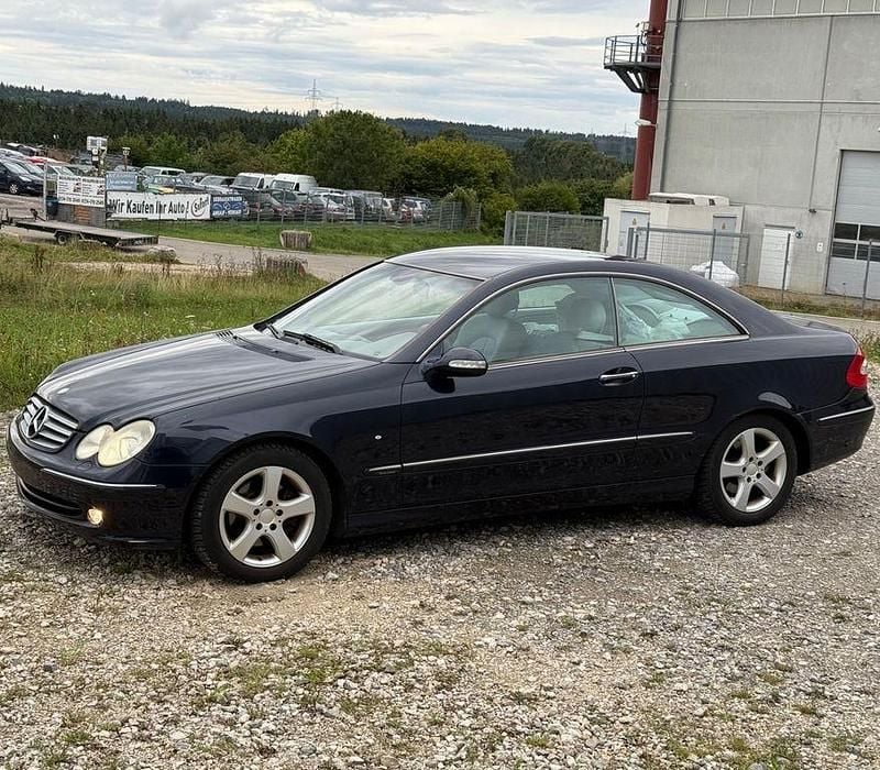 Blau Gebraucht 2005 Mercedes CLK270 Coupé | 2.350 € (Superpreis) - Bild 1/4