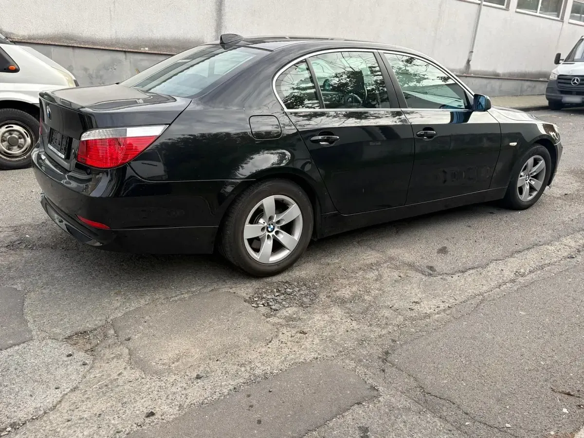 Usata BMW 520 170 CV (125 kW) 2004 Nero Berlina