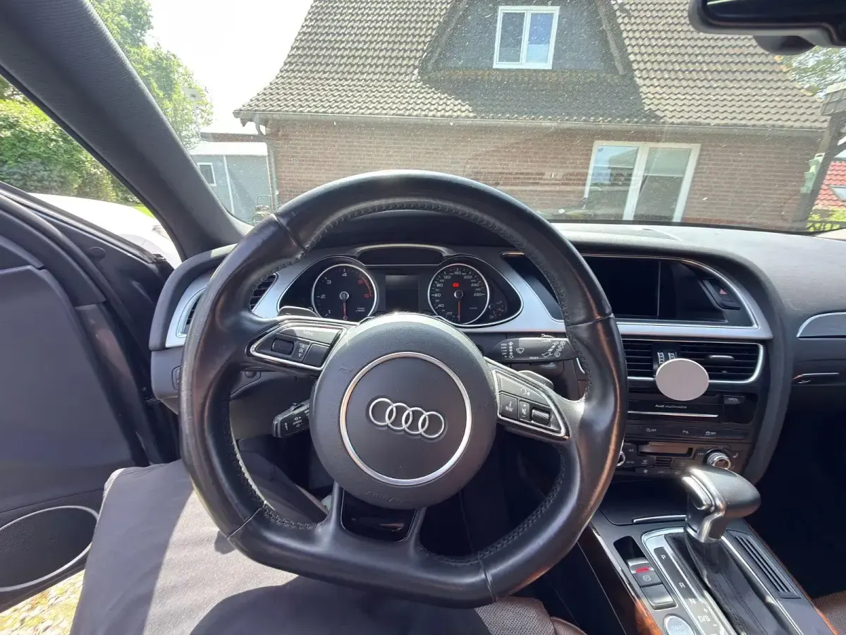 Gebraucht Audi A4 S-Line 190 PS (139 kW) 2015 Grau Kombi