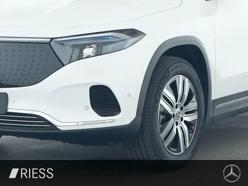 Gebraucht Mercedes EQA250+ Progressive 139 kW (190 PS) 2025 Weiß SUV
