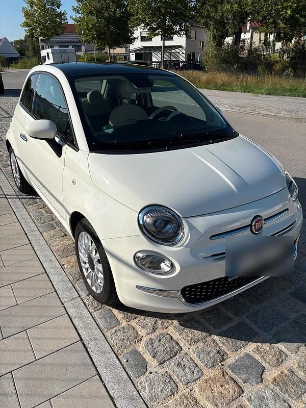 Weiß Gebraucht 2019 Fiat 500 Kleinwagen | 10.700 € (Fairer Preis) - Bild 1/4