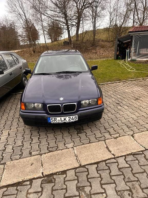 Gebraucht BMW 316 102 PS (75 kW) 1998 Blau Coupé
