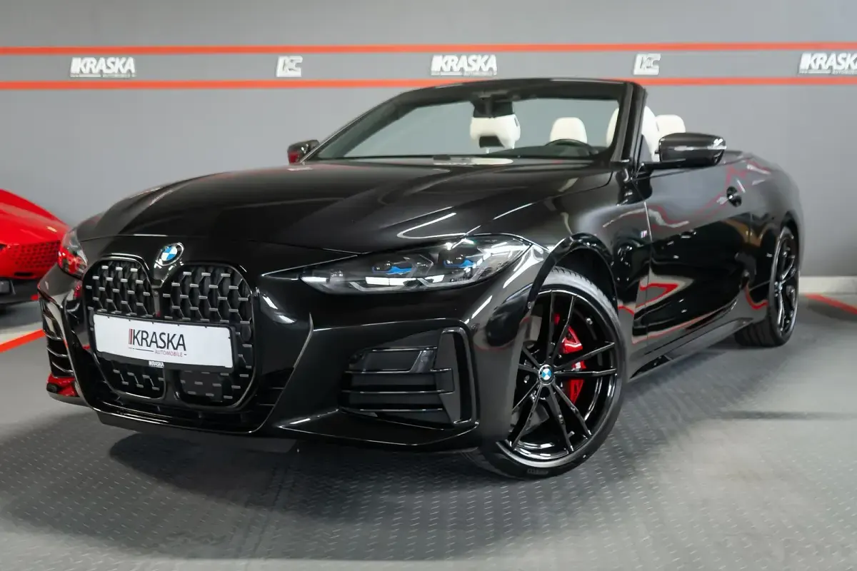 Gebraucht BMW M440 M Sport 374 PS (275 kW) 2024 Black sapphire metallic Limousine