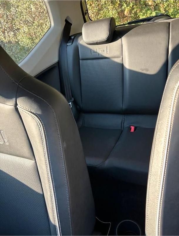 Usata VW up! 75 CV (55 kW) 2012 Beige Utilitaria