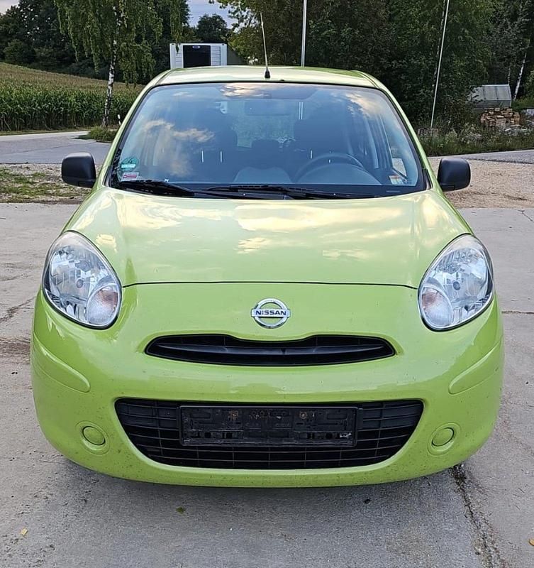 Grün Gebraucht 2012 Nissan Micra Kleinwagen | 2.100 € (Etwas zu teuer) - Bild 1/4