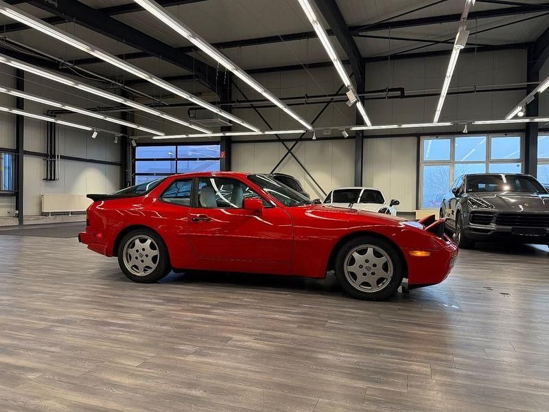 Gebraucht Porsche 944 Turbo 250 PS (183 kW) 1987 Rot Coupé