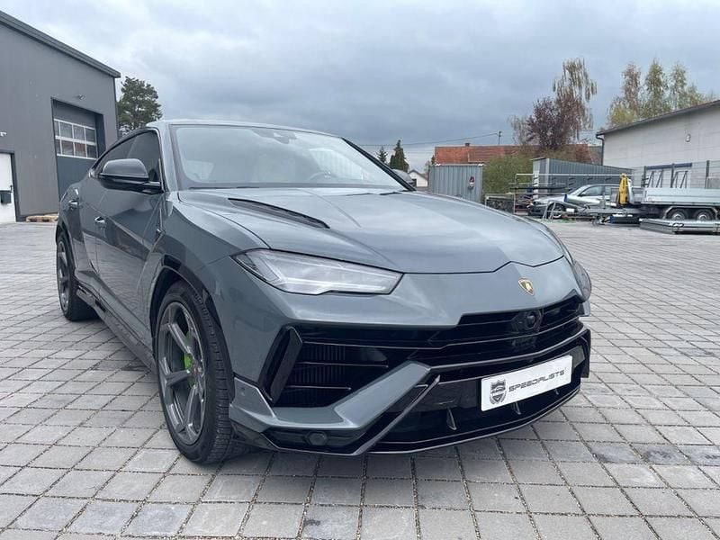Second-hand Lamborghini Urus 666 CP (489 kW) 2023 SUV