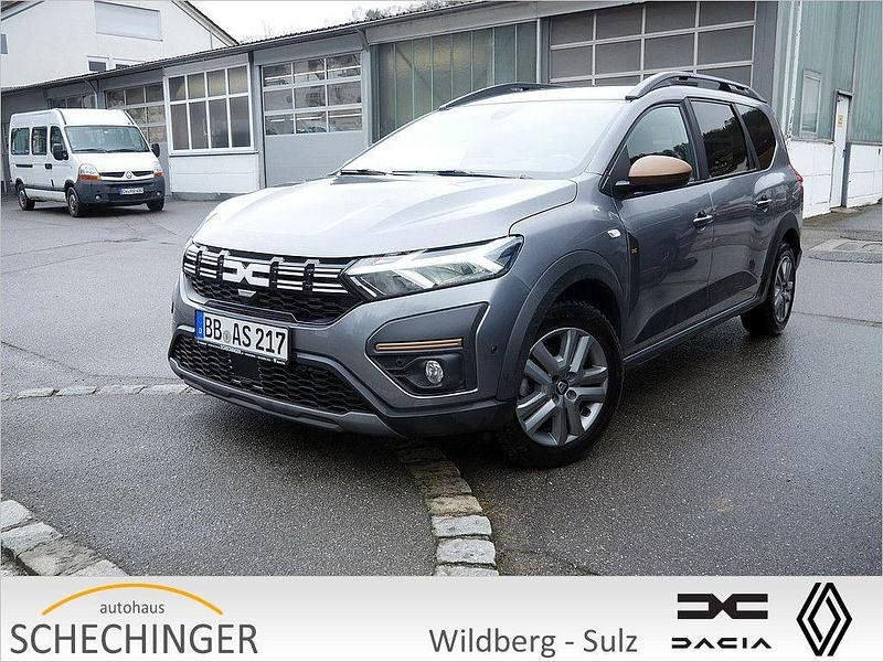 Gebraucht Dacia Jogger Extreme 140 PS (102 kW) 2024 Grau Van / Kleinbus