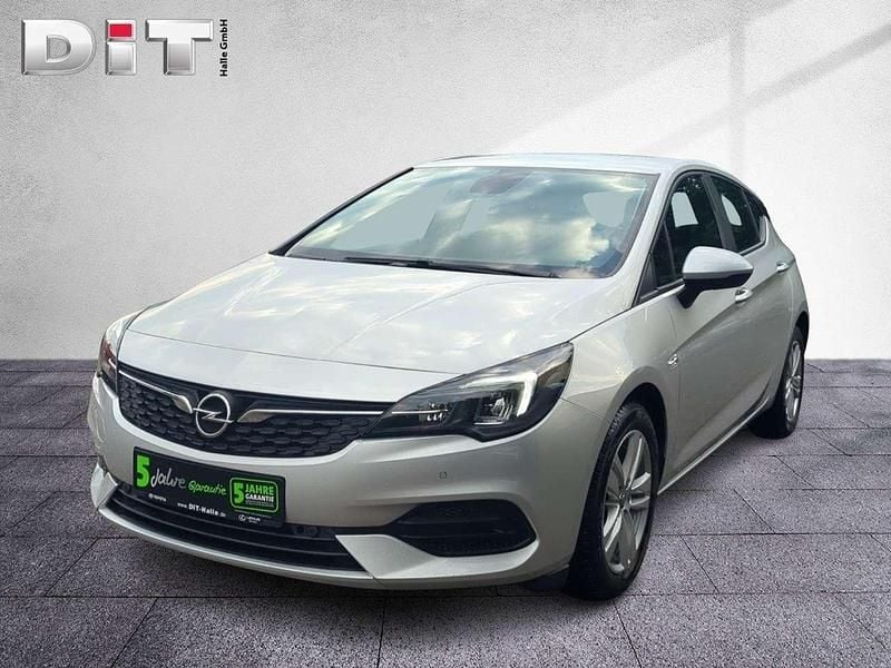 Silber Gebraucht 2021 Opel Astra Edition Limousine | 12.190 € (Superpreis) - Bild 1/4