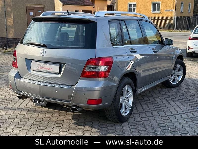 Gebraucht Mercedes GLK220 170 PS (125 kW) 2011 Palladiumsilber SUV