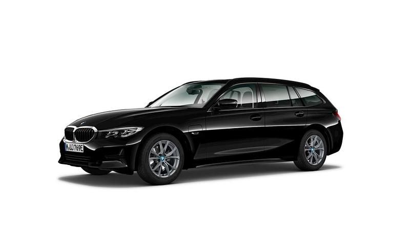Gebraucht 2022 BMW 330 Shadowline Kombi | 31.880 € (Guter Preis) - Bild 1/1