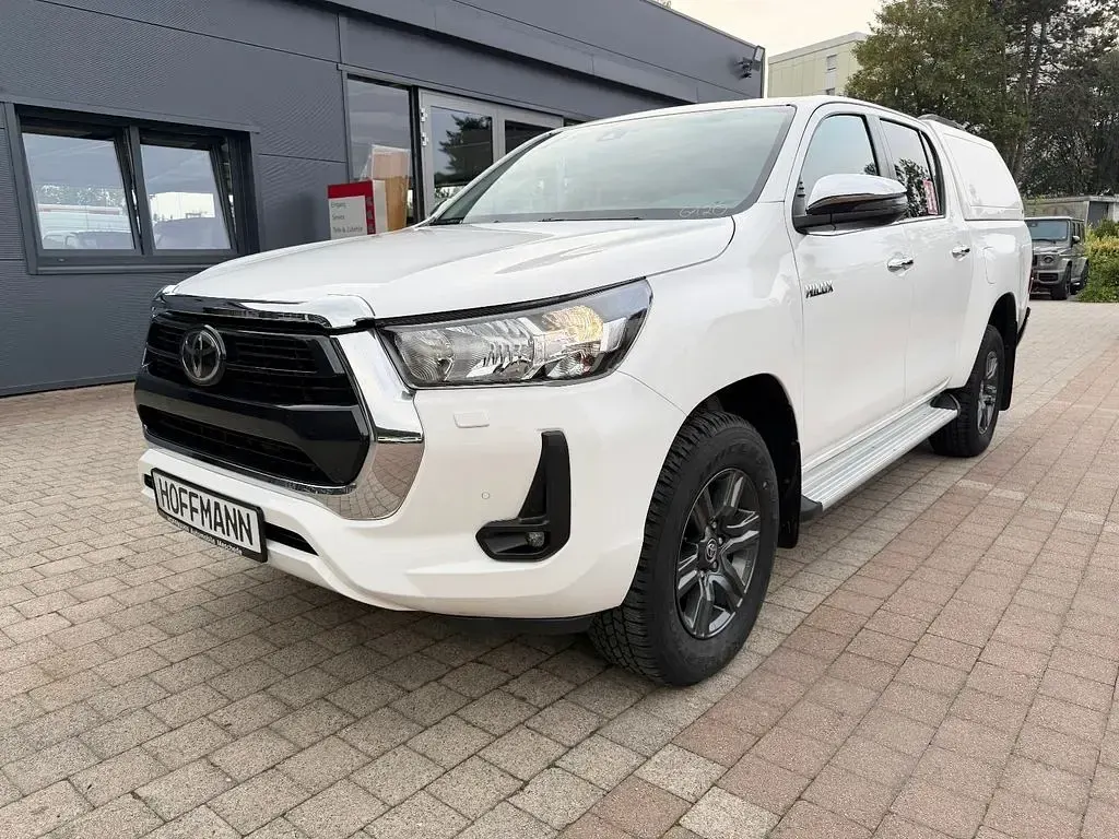 Gebraucht Toyota HiLux Comfort 150 PS (110 kW) 2022 Weiß Pickup