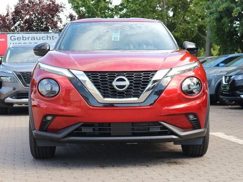 Neu Nissan Juke N-Connecta 114 PS (83 kW) 2025 Fuji sunset red SUV