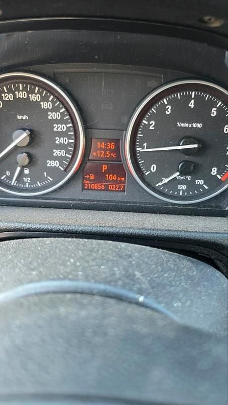 Second-hand BMW 325 218 CP (160 kW) 2006 Negru Coupe