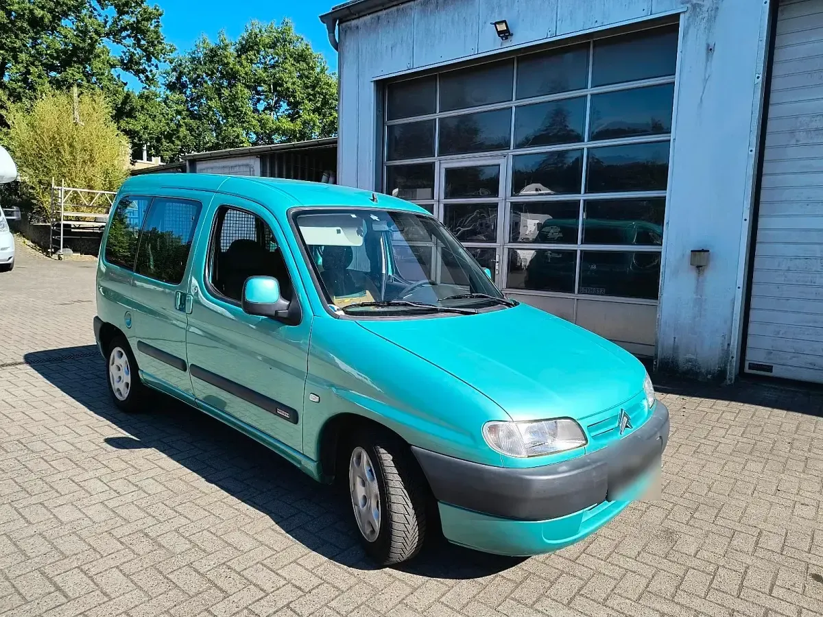 Gebraucht Citroën Berlingo 90 PS (66 kW) 2001 Grün Van / Kleinbus