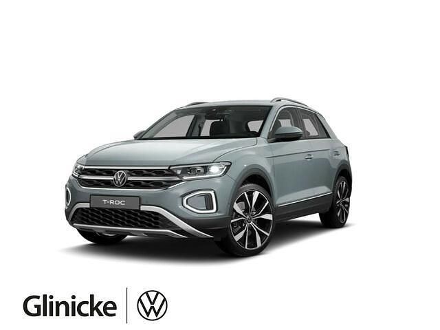 Blau Gebraucht 2024 VW T-Roc Style SUV | 39.288 € - Bild 1/2