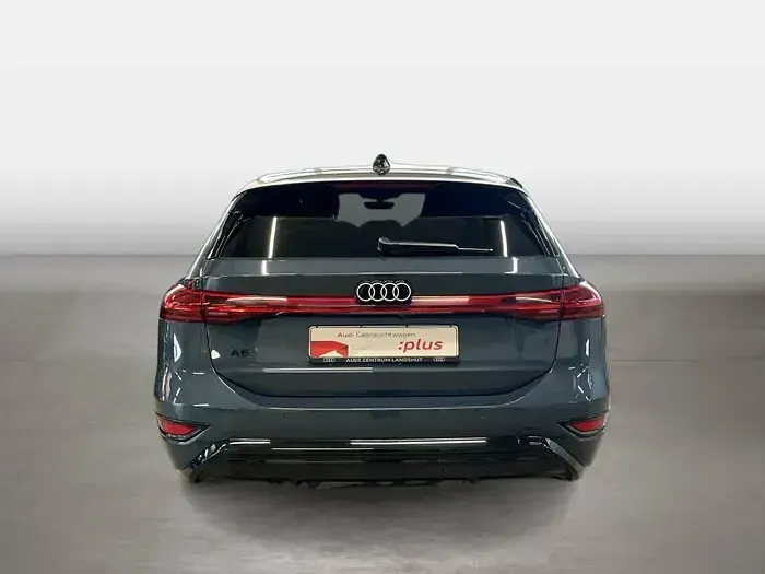 Używany Audi A6 e-tron Performance 269 kW (367 KM) 2025 Niebieski Kombi
