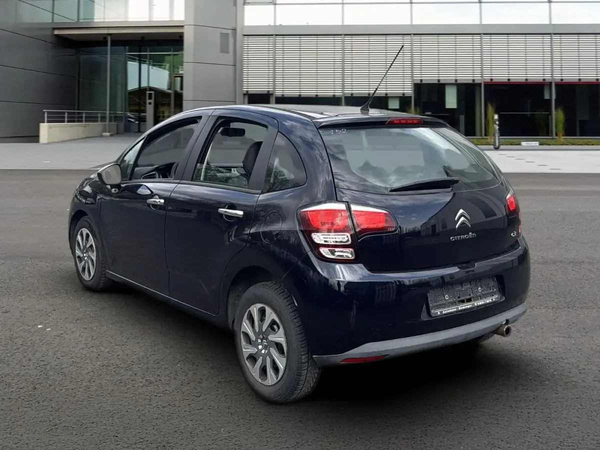 Używany Citroën C3 SELECTION 68 KM (50 kW) 2014 Sedan/Limuzyna