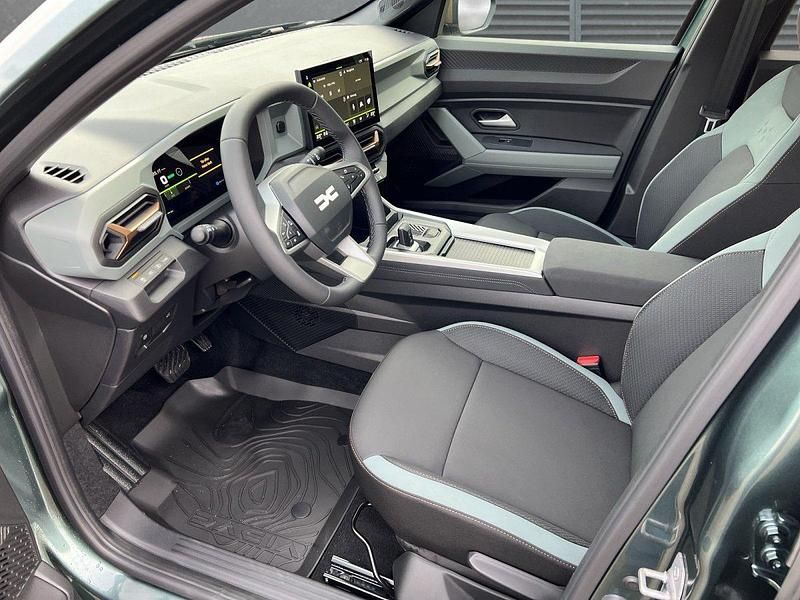 Neu Dacia Bigster Extreme 156 PS (114 kW) 2025 Zedergrün SUV