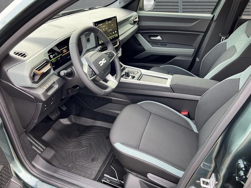 Neu Dacia Bigster Extreme 156 PS (114 kW) 2025 Zedergrün SUV