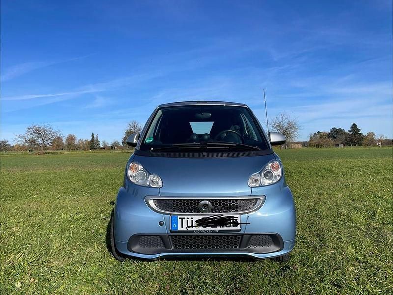 Gebraucht Smart ForTwo Cabrio Passion 71 PS (52 kW) 2013 Blau Cabrio