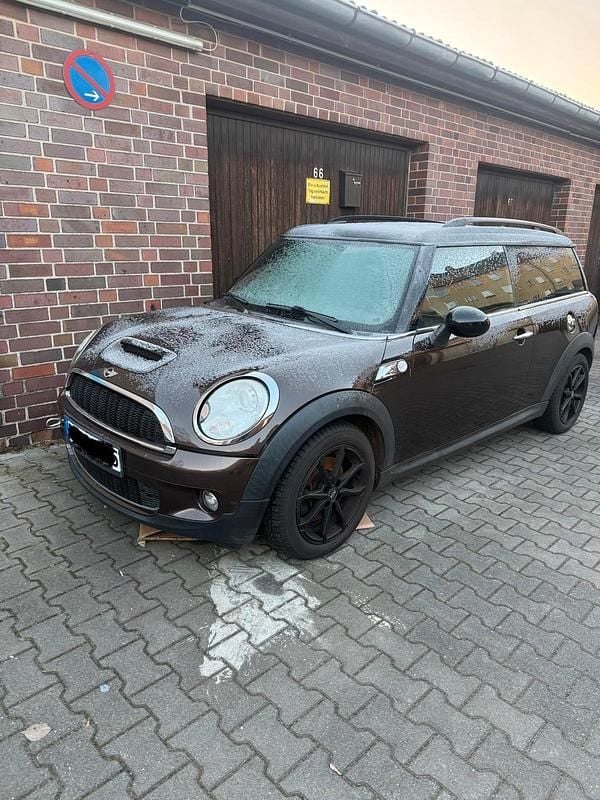 Braun Gebraucht 2010 Mini Clubman Kombi | 4.500 € - Bild 1/4