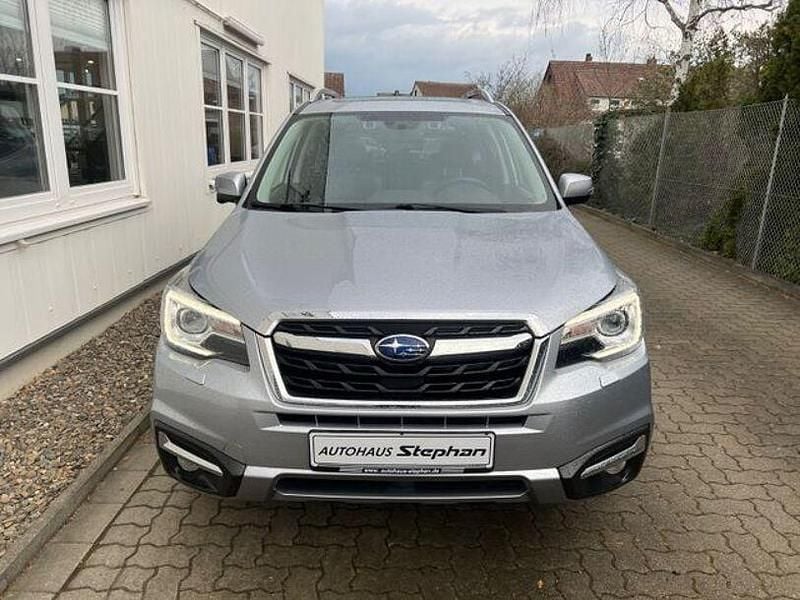 Gebraucht Subaru Forester Platinum 150 PS (110 kW) 2019 Ice silver metallic SUV