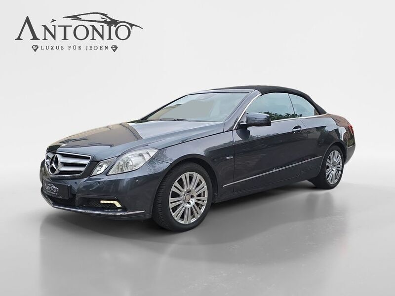 Grau Gebraucht 2010 Mercedes E200 Cabrio | 13.990 € (Fairer Preis) - Bild 1/4