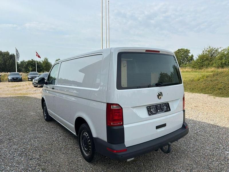 Gebraucht VW Transporter 150 PS (110 kW) 2019 Weiß Van