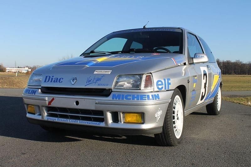 Gebraucht Renault Clio 173 PS (127 kW) 1993 Silber Kleinwagen