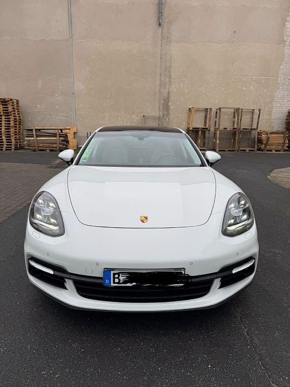 Gebraucht Porsche Panamera Edition 462 PS (339 kW) 2020 Weiß Limousine