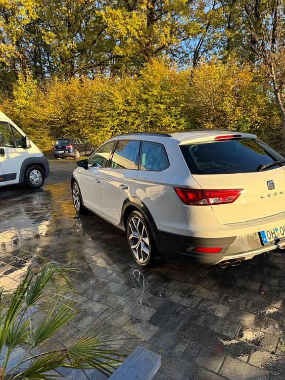 Gebraucht Seat Leon X-Perience 184 PS (135 kW) 2015 Weiß Kombi
