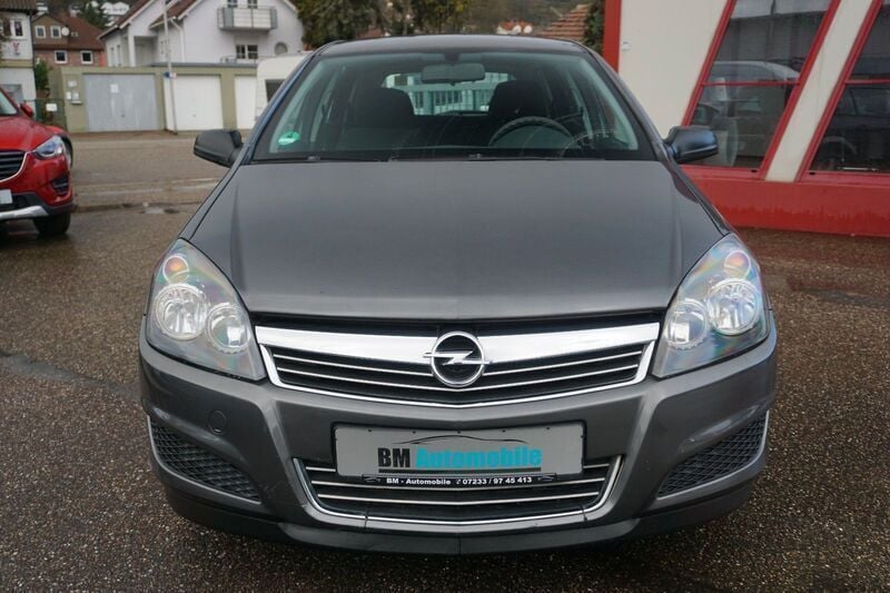 Gebraucht Opel Astra Selection 90 PS (66 kW) 2009 Grau Kombi