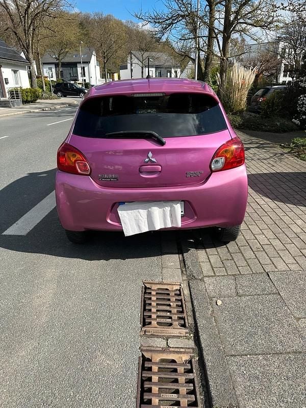 Gebraucht Mitsubishi Space Star 81 PS (59 kW) 2014 Violet Van / Kleinbus